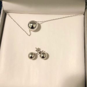 Sterling Silver Bead Ball necklace & stud earring